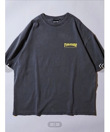 THRASHER | THRASHER×FREAK'S STORE 別注 ビッグシルエット ピグメントダイ ワンポイントロゴプリントTシャツ(Tシャツ/カットソー)