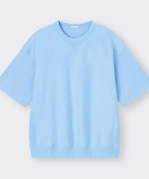 GU | ￥1,490(トップス)