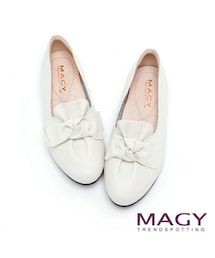 MAGY | MAGY 扭結蝴蝶結素面真皮 女 平底鞋 白色

(シューズ)