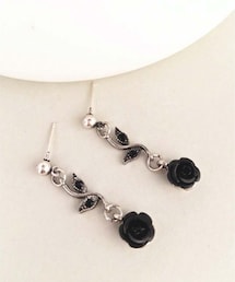 今日のピアス✨✨ | 黒バラのピアス🌹🌹(ピアス（両耳用）)