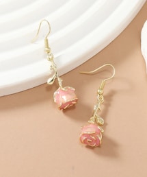 今日のピアス✨✨ | ピンクのバラのピアス🌹引っ掛けるタイプ🌿‬(ピアス（両耳用）)