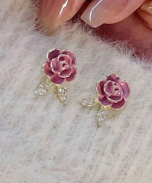 今日のピアス✨️✨️ | ローズ色のRoseピアス🌹𓂃🥀𓈒𓏸(ピアス（両耳用）)