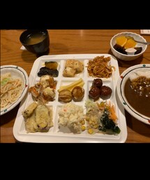 mami飯🍚 | 昨夜は食べ放題しました- ̗̀ 😆 ̖́-👍カレー、パスタ、味噌汁、デザート、好きな物を好きなだけ食べまくる❣️サイコーです😘(その他)