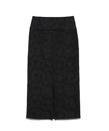 LILY BROWN | フラワー刺繍タイトロングスカート🖤⋆͛*͛花柄のレースに刺繍、レザーのパイピングが施されている🧵🪡(スカート)