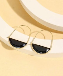 今日のピアス✨️✨️ | 大きな楕円形のピアス🖤 ̖́-(ピアス（両耳用）)