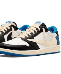 NIKE | JORDAN 1 LOW NIKE X TRAVIS SCOTT X FRAGMENT(スニーカー)