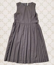 chambre de charme | chambre de charme Noir プリーツJSK(ジャンパースカート)