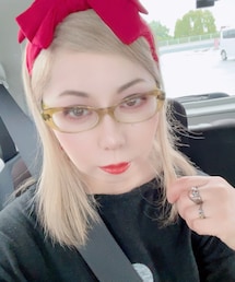 メイクも赤 | その他