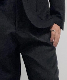 UNIQLO | タックテーパードパンツ(スラックス)