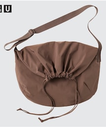 UNIQLO | ドローストリングショルダーバッグ(ショルダーバッグ)