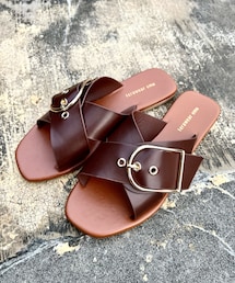 terawear emu | しまむら バックルクロスBミュール 150-4970(サンダル)