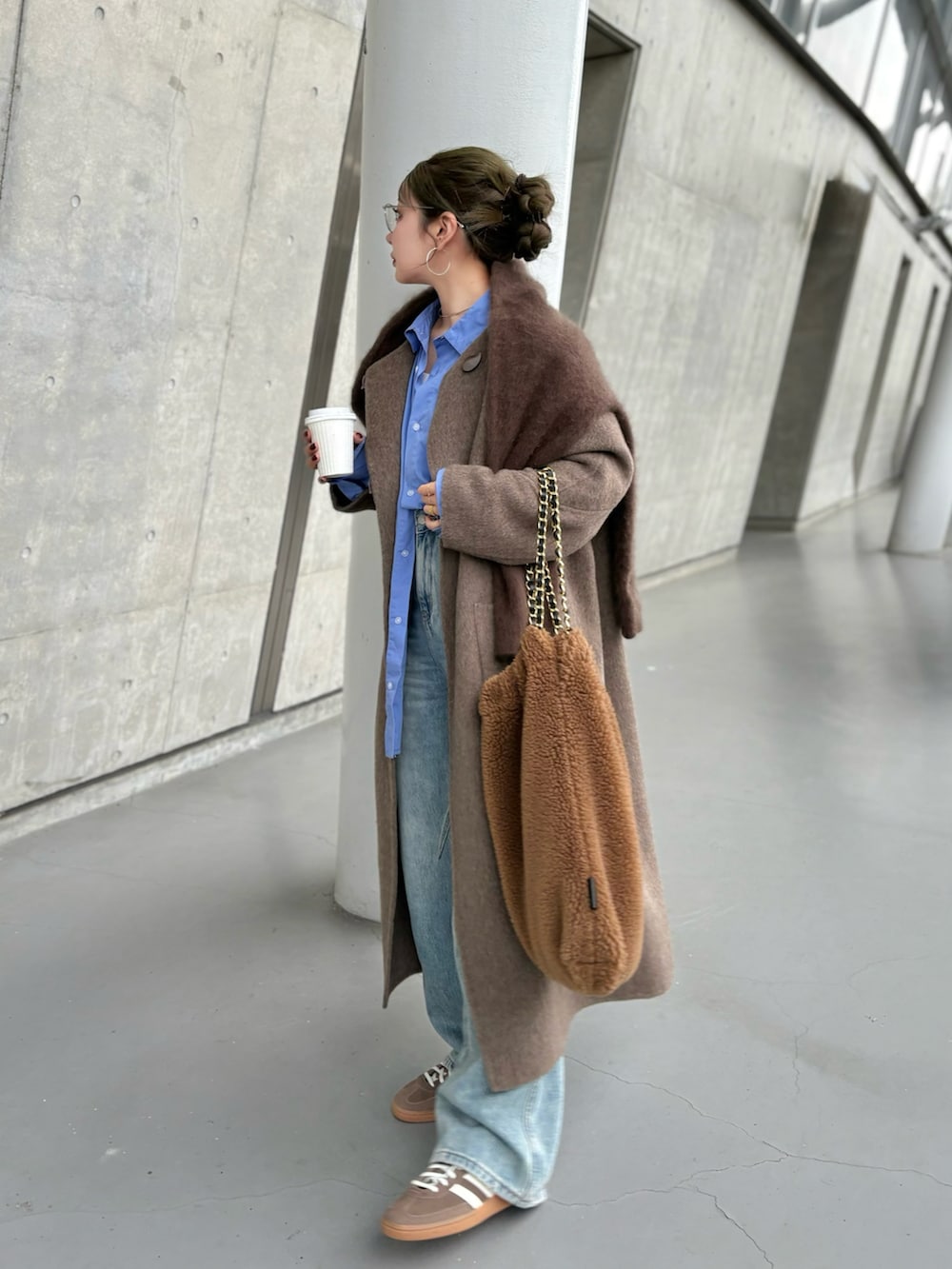 shino◡̈*❤︎｜LAULENのノーカラーコートを使った秋コーディネート - WEAR