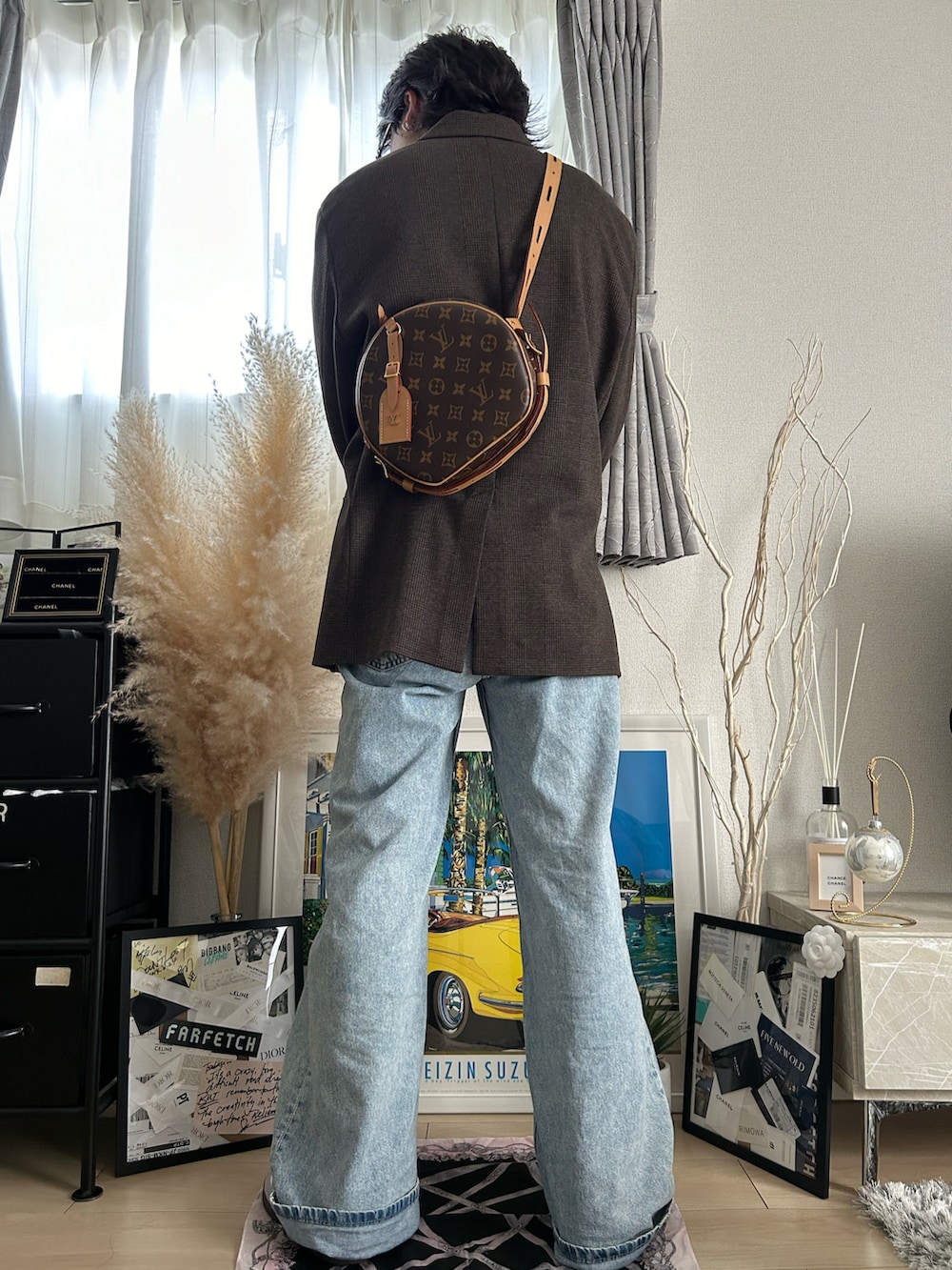 「ジャケット、UNIQLO、タートルネック、H&M、ワイドパンツ、adidas、スニーカー、サングラス、ショルダーバッグ、LOUIS  VUITTON、きれいめカジュアル、gentlemonster、ユニクロ、オーバーサイズ、シルバーアクセサリー」｜「gentle monsterのアイテム（サングラス、ブラック系）」を使った、つばささん（メンズ・165cm）の冬コーディネートの3枚目の写真