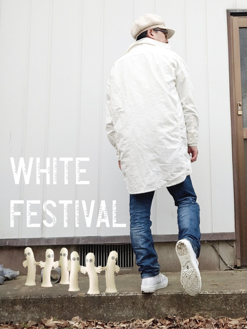 ホワイト系のその他トップス、ブルー系のデニムパンツ、ホワイト系のスニーカーを着用したメンズの春コーディネートの2枚目の写真