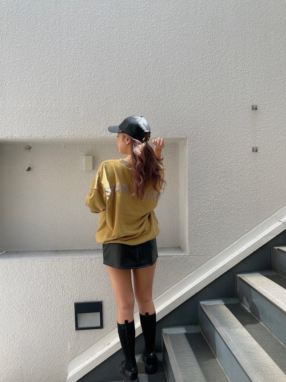 「GYDA、gydastaff、code、apparelstaff、fashion、ジェイダ、#gyda、選抜、158cmコーデ、選抜１、オーバーサイズ、プルオーバーカット、キャップ、トレーナー、スニーカー」｜「GYDAのニットドッキングインソールワークブーツ（ブーツ、ブラック系）」を使った、aikaさん（レディース・158cm）の秋コーディネートの5枚目の写真