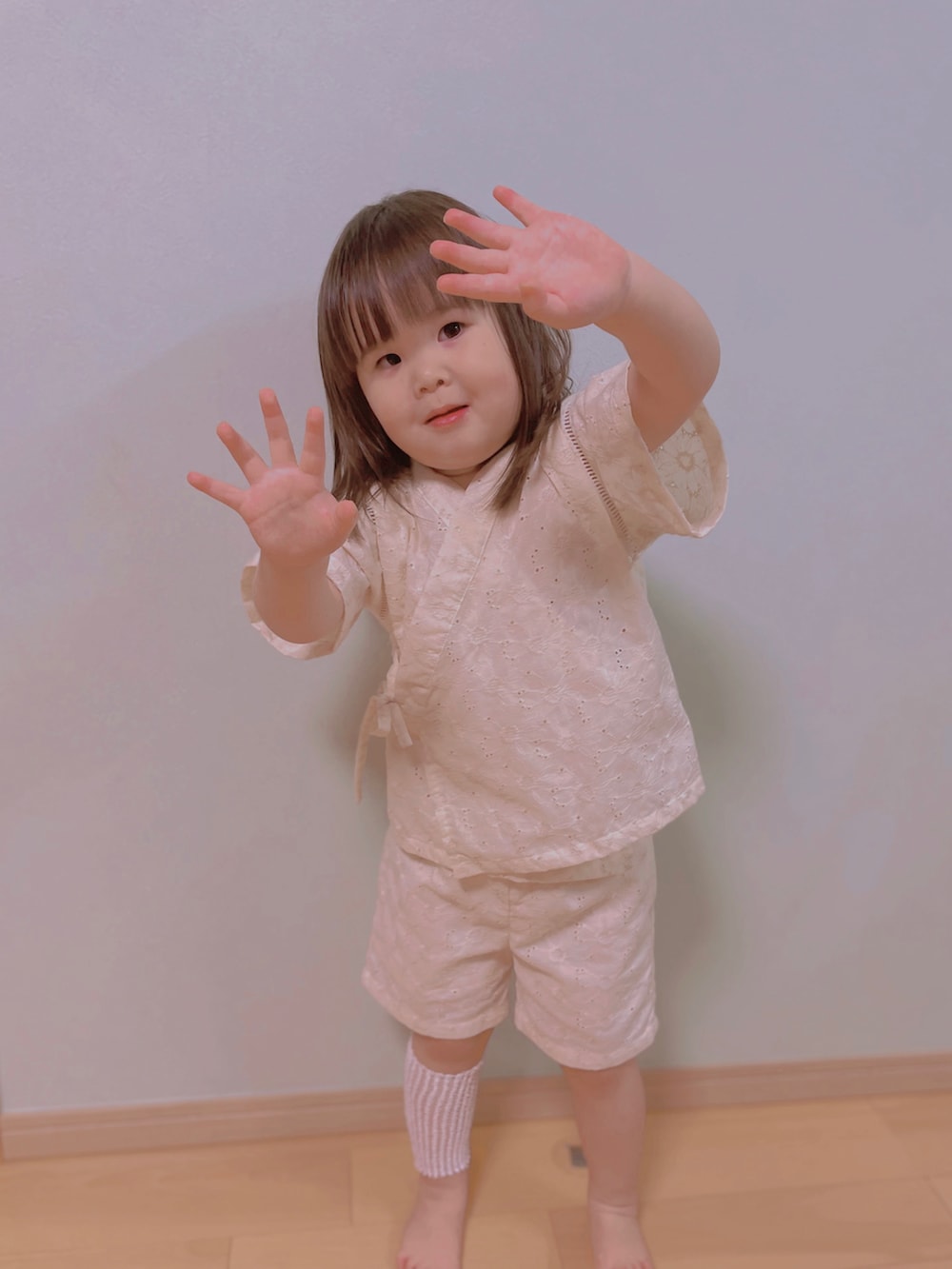 「夏、キナリ、甚平、ルームウェア、キッズ、おんなのこ、petit main」|「petit mainのアソート甚平(浴衣、ホワイト系)」を使った、AMUさん(レディース・90cm)の夏コーディネートの2枚目の写真