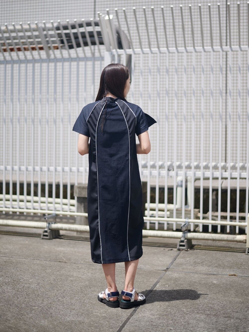 「CITY TOKYOのバイカラーストレッチサマーワンピ（ワンピース、ブルー系）」を使った、yuripinofukuさん（レディース・158cm）の夏コーディネートの3枚目の写真