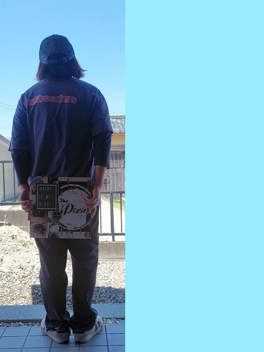 「バンドT、BROCKUM、Breeders、カートコバーン、チノパン、Dickies、スエードスニーカー、ベースボールキャップ、ニューヨークヤンキース、チビロゴキャップ、BEAMS、90s、ミリタリージャケット、ズリーベット、ThePixies」|「XULYBETのアイテム(ミリタリージャケット、グリーン系)」を使った、Neggyさん(メンズ・165cm)の春コーディネートの4枚目の写真