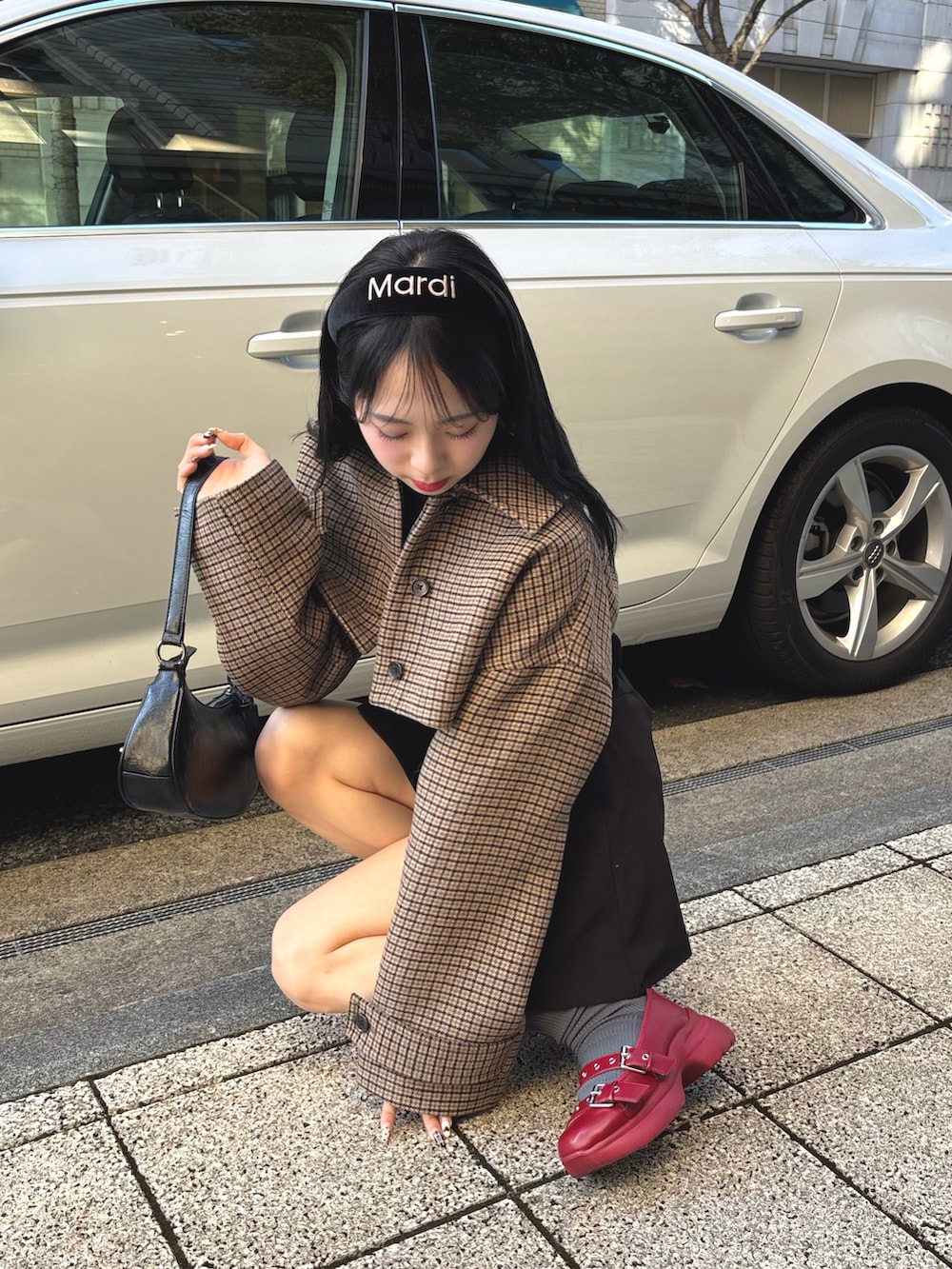 「秋コーデ、ハロウィン、チェック、ローファー、厚底シューズ、カチューシャ、ジャケット、コート、ニット、お出かけコーデ、デートコーデ、ショルダーバッグ、ブラウン、韓国ファッション、ミニスカート」｜「GUのアイテム（ジャケット/アウター、ブラウン系）」を使った、りなてぃさん（骨格ストレート・レディース・150cm）の秋コーディネートの2枚目の写真
