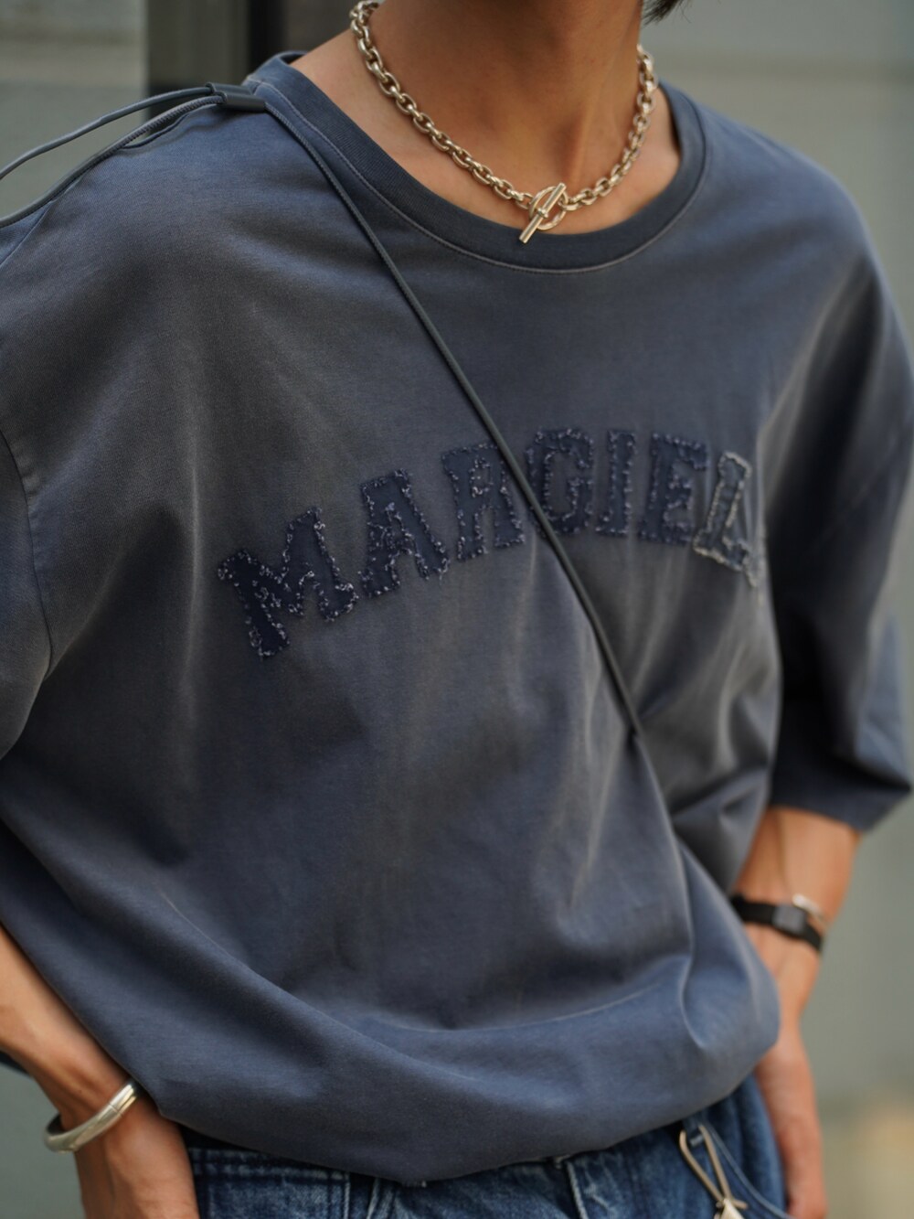 しー｜Maison MargielaのTシャツ/カットソーを使った