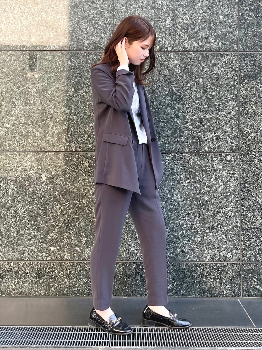 INDIVI パンツスーツ 38 グレー INDIVI グレー パンツセットアップ 38 スーツ（春SALE！【洗える