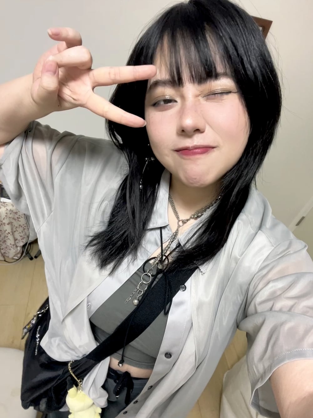 「夏コーデ、お出かけコーデ、夏服コーデ、ブルベ冬、ユニセックス、メンズライク」｜「HAREのボールミックスラリエットネックレス(HARE)（ネックレス、シルバー系）」を使った、あやねさん（骨格ストレート・レディース・167cm）の夏コーディネートの2枚目の写真