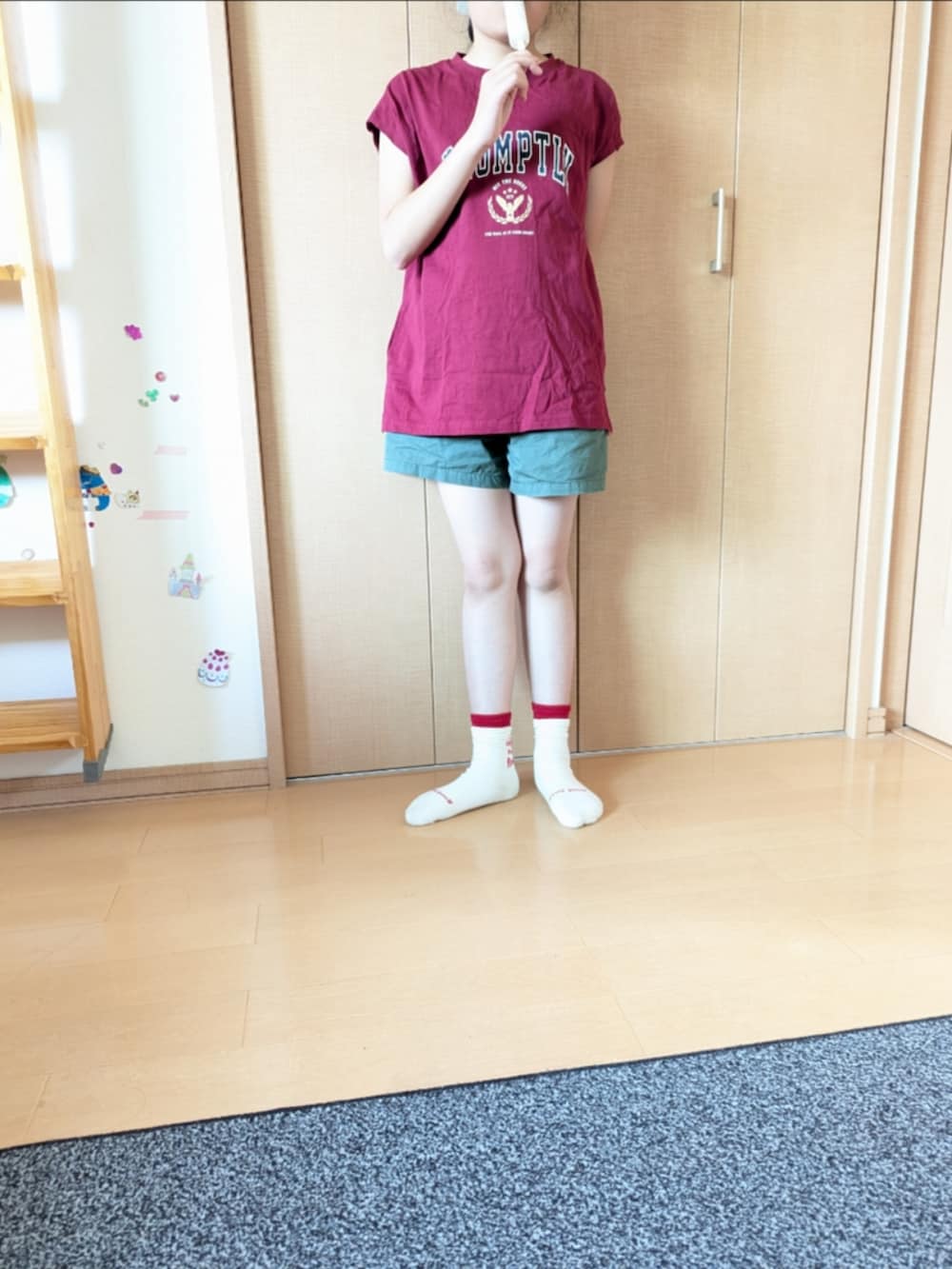 「靴下、アイスクリーム、短パン、カーキ、ノースリーブ」｜「靴下屋のアイテム（レッグウェア、ホワイト系）」を使った、popotan724さん（キッズ・144cm）の夏コーディネートの3枚目の写真