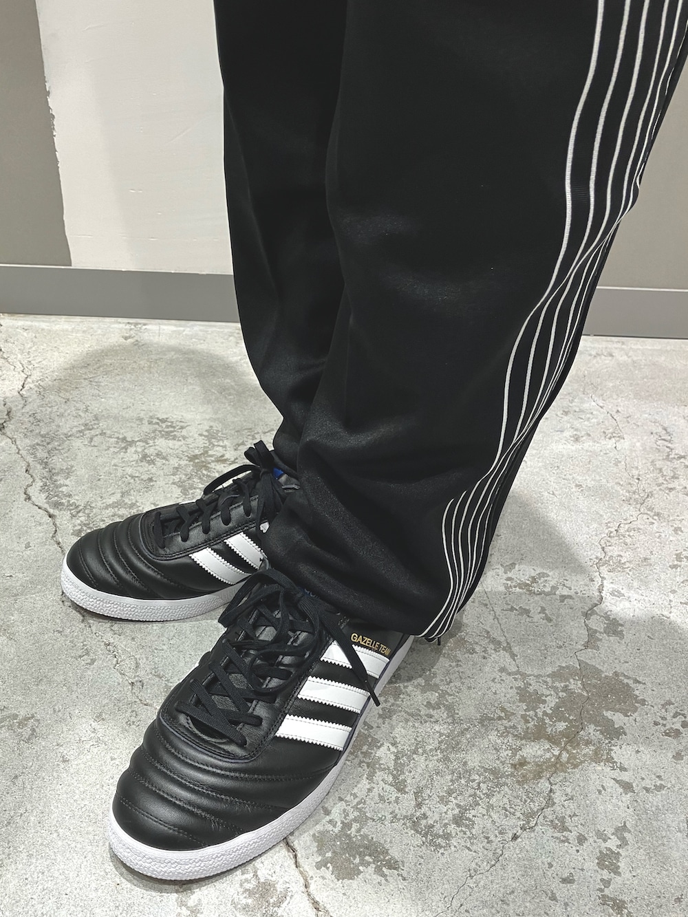 アディダス　adidas ジャージ　早い者勝ち adidas Originals アディダス ジャージ 上下組 ファイヤーバード