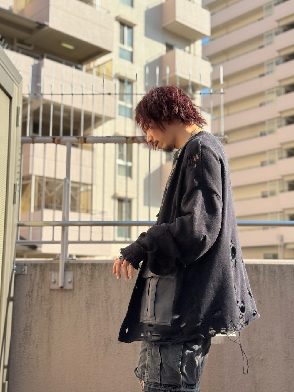 「夏コーデ、ノースリーブ、カーゴパンツ、ショートパンツ、リメイク、GU、ZARA、古着MIX」｜「GU remakeのアイテム（その他パンツ、ブラック系）」を使った、ちゃんまつ:Reさん（メンズ・166cm）の夏コーディネートの2枚目の写真