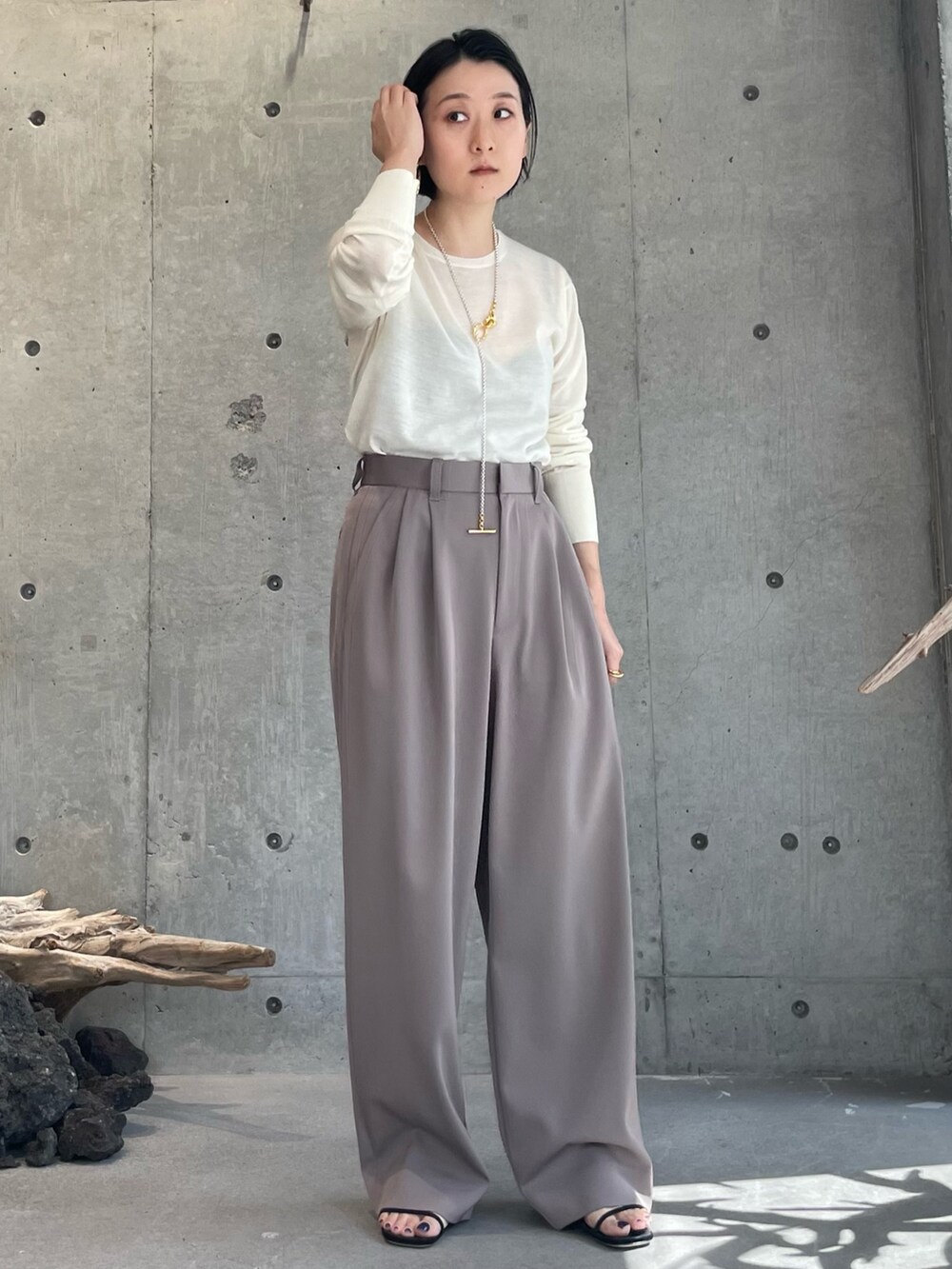 「150cmコーデ、150cm、低身長、低身長コーデ、シアートップス、シアーニット、秋コーデ、冬コーデ、秋冬コーデ、コート、ウールコート、フードコート、タックイン、骨格ストレート」｜「Chaosのスーペリアボースフードコート（ジャケット/アウター、その他）」を使った、chaos_kawaさん（レディース・150cm）の秋コーディネートの6枚目の写真
