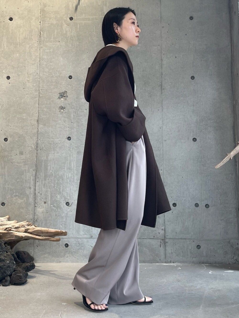 「150cmコーデ、150cm、低身長、低身長コーデ、シアートップス、シアーニット、秋コーデ、冬コーデ、秋冬コーデ、コート、ウールコート、フードコート、タックイン、骨格ストレート」｜「Chaosのスーペリアボースフードコート（ジャケット/アウター、その他）」を使った、chaos_kawaさん（レディース・150cm）の秋コーディネートの4枚目の写真