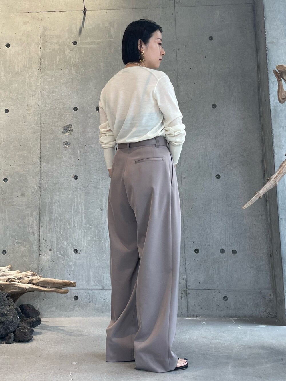 「150cmコーデ、150cm、低身長、低身長コーデ、シアートップス、シアーニット、秋コーデ、冬コーデ、秋冬コーデ、コート、ウールコート、フードコート、タックイン、骨格ストレート」｜「Chaosのスーペリアボースフードコート（ジャケット/アウター、その他）」を使った、chaos_kawaさん（レディース・150cm）の秋コーディネートの7枚目の写真