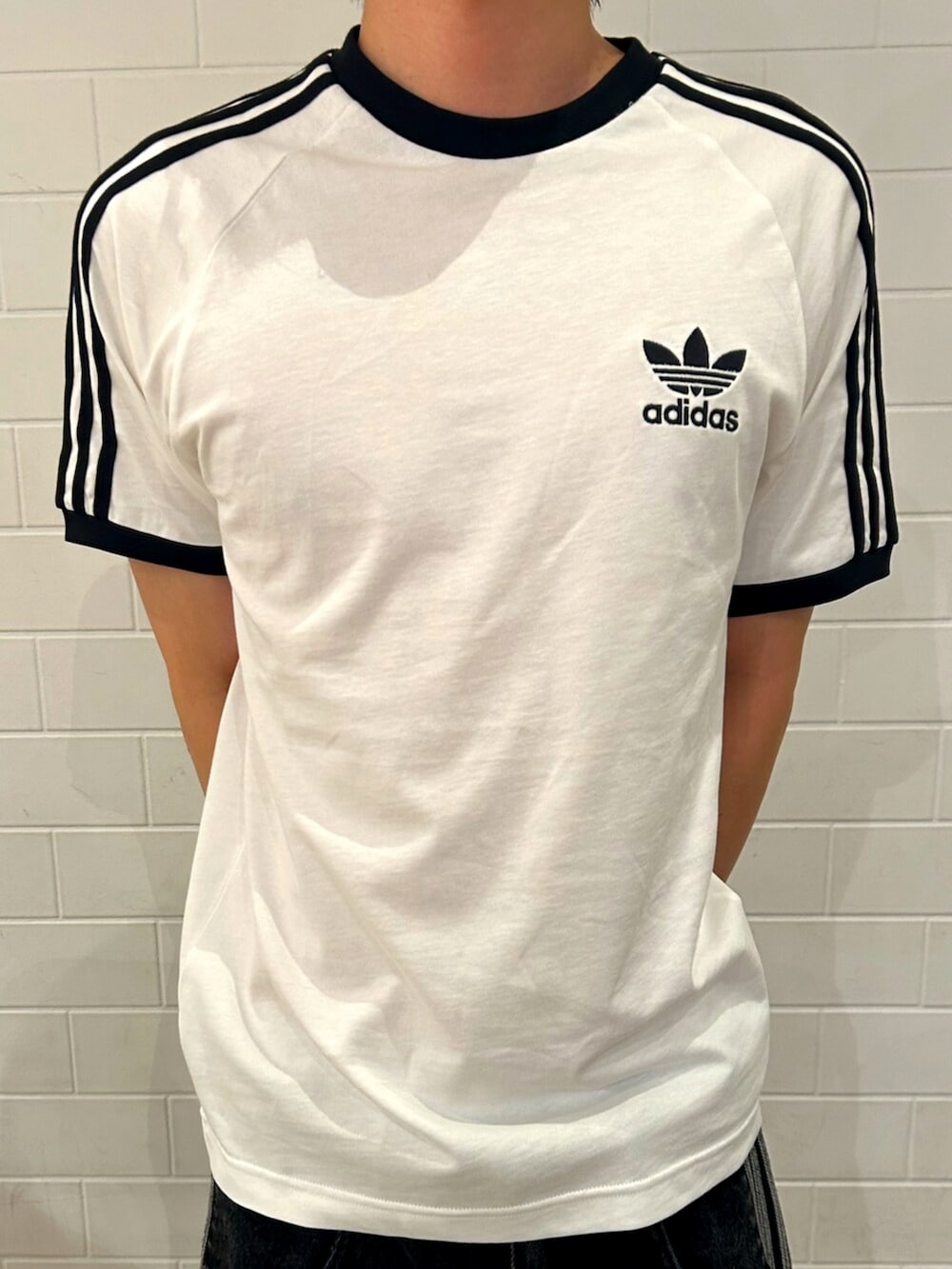 adidas カモフラージュストライプ シャツ アディダス オリジナルス カモフラージュ ベスト、アディカラー