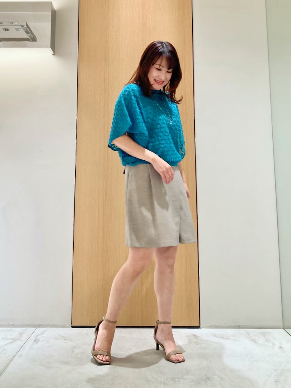 「アナイ(ANAYI)、きれいめカジュアル、シアートップス、お出かけコーデ、低身長コーデ、夏コーデ、カジュアルスタイル、キレイめカジュアル、低身長女子、大人かわいい、キレイめ、キュロット、ショートパンツ、グリーン、カーキ」｜「ANAYIのパピヨンシャギージャガードプルオーバー（ニット/セーター、グリーン系）」を使った、Hasebe.tさん（レディース・154cm）の春コーディネートの2枚目の写真