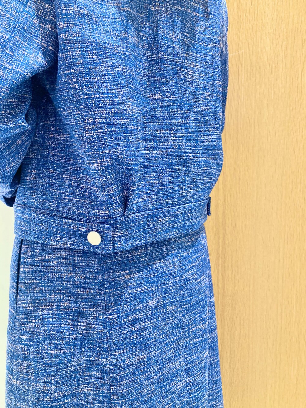 「アナイ(ANAYI)、春、おでかけコーデ、ジャケット、ワンピース、ブルー、セットアップ、オトナ女子、オトナカワイイ、フェミニン、オケージョン、入学式、きちんとスタイル、低身長」｜「ANAYIのスラブツイードブルゾン（その他アウター、ブルー系）」を使った、Hasebe.tさん（レディース・154cm）の春コーディネートの4枚目の写真