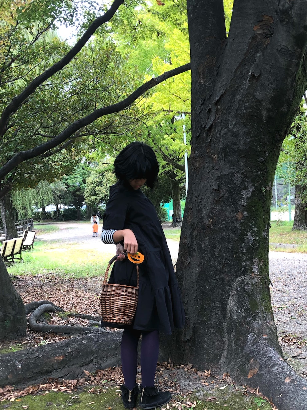 「ハロウィン、ハロウィンコーデ、重ね着ベストシーズン、ボーダーを探せ！、ワンピース、halloween、ボーダー」｜「devirockのティアード半袖ワンピース（ワンピース、ブラック系）」を使った、りちゅ♡♡さん（キッズ・148cm）の秋コーディネートの3枚目の写真