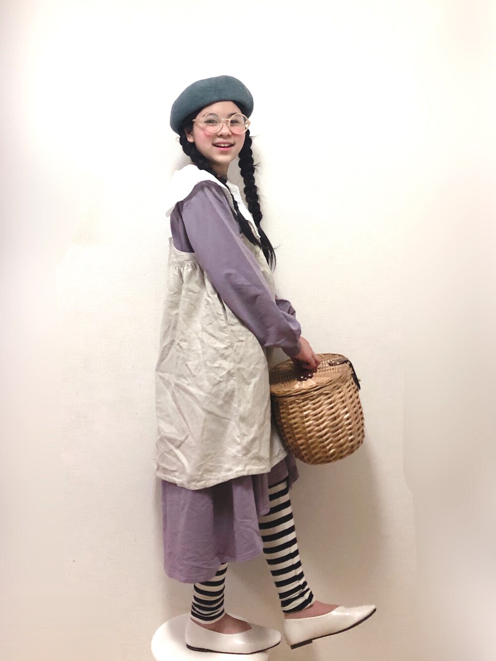 「ナチュラルコーデ、ジャンパースカート、ベレー帽、めがね、バレーシューズ、ボーダー、レギンス、ワンピース、春服みてみて、ビッグカラー、春コーデ、パステル映える春」｜「BRANSHESの【WEB限定】フレア長袖ワンピース（ワンピース、パープル系）」を使った、りちゅ♡♡さん（キッズ・139cm）の春コーディネートの2枚目の写真