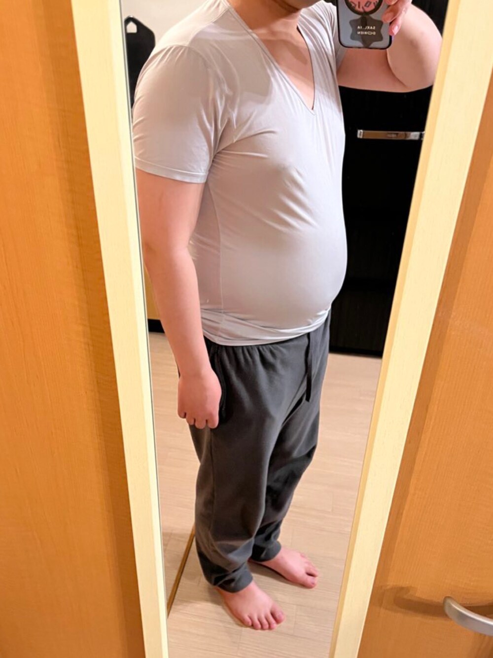 「ぽっちゃり、ぽっちゃり男子、ぽっちゃり系男子、ぽっちゃりメンズ、ぽっちゃりでもおしゃれしたい！、ポチャメン、Pherrow's、GU」｜「Pherrow'sのアイテム（ジャケット/アウター、ベージュ系）」を使った、ティムさん（メンズ・172cm）の春コーディネートの3枚目の写真