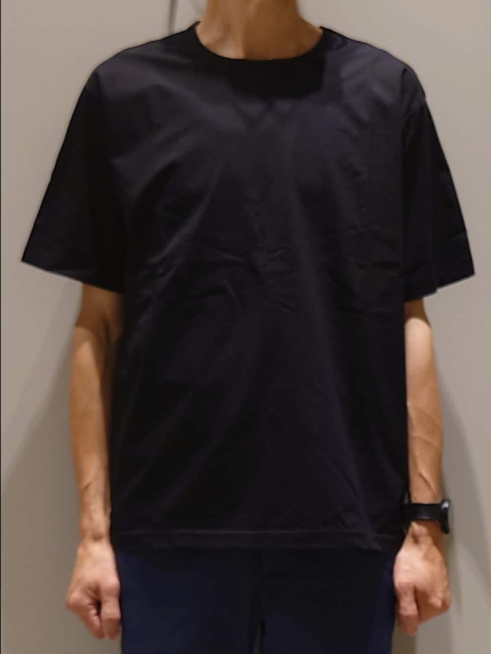 「セットアップ、ジャケット、スラックス、スリッポン、スニーカー、Tシャツ、通勤コーデ、休日スタイル、休日コーデ、高身長、メガネ男子、オフィスカジュアル、ビジネスカジュアル」｜「ABAHOUSE GRAYの【上下2点セット/セットアップ対応】COOL DRY MAX セットアップ/スーツ（セットアップ、ブルー系）」を使った、YASUIさん（メンズ・184cm）の夏コーディネートの6枚目の写真