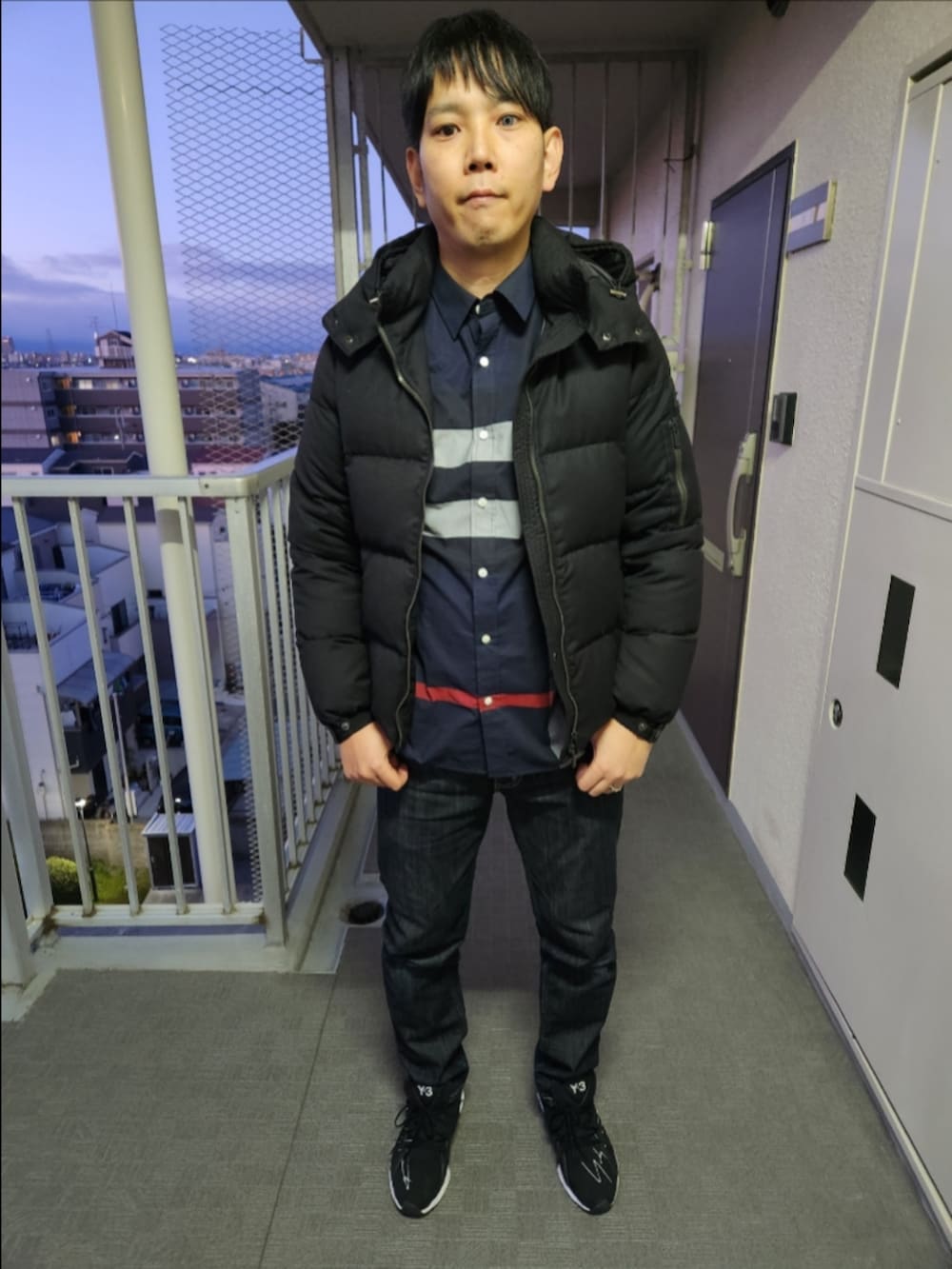「タトラス、バーバリー、リーバイス、Y-3、冬コーデ、SHIPS別注、KRAZウールダウン、ストレッチコットンポプリンシャツ、511リジット、FYW S-97、取り入れたい」｜「TATRASのアイテム（ダウンジャケット/コート、ブラック系）」を使った、akkunn_akkunnさん（メンズ・180cm）の冬コーディネートの3枚目の写真