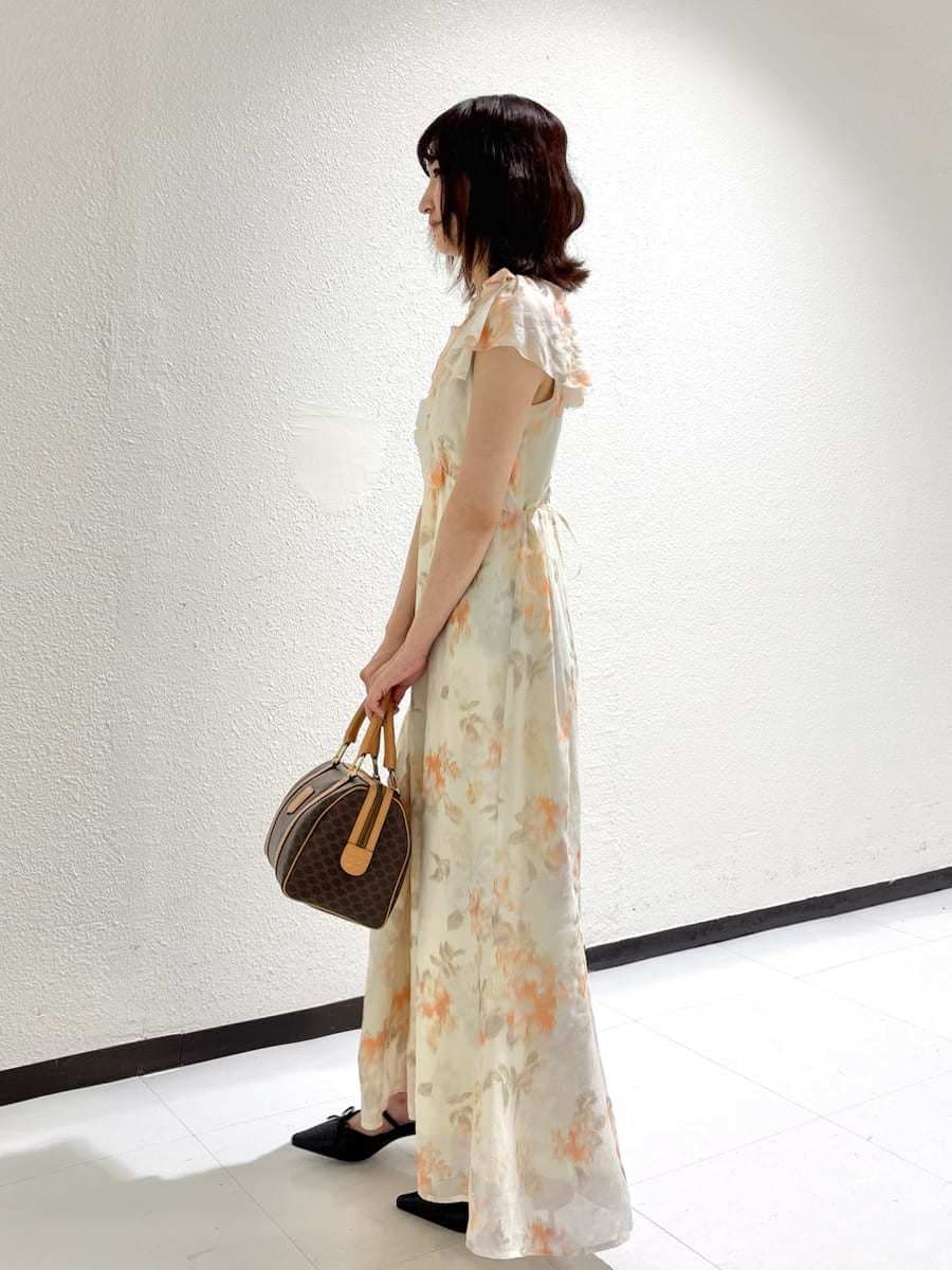 「骨格ナチュラル、イエベ秋、ヴィンテージファッション、低身長コーデ」｜「LILY BROWNのヴィンテージプリントシフォンワンピース（ワンピース、ベージュ系）」を使った、LILY BROWNさん（レディース・153cm）の夏コーディネートの3枚目の写真