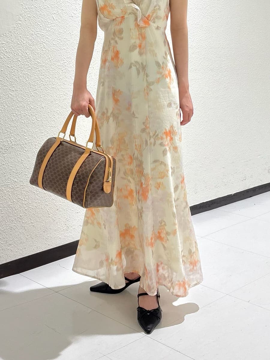「骨格ナチュラル、イエベ秋、ヴィンテージファッション、低身長コーデ」｜「LILY BROWNのヴィンテージプリントシフォンワンピース（ワンピース、ベージュ系）」を使った、LILY BROWNさん（レディース・153cm）の夏コーディネートの5枚目の写真