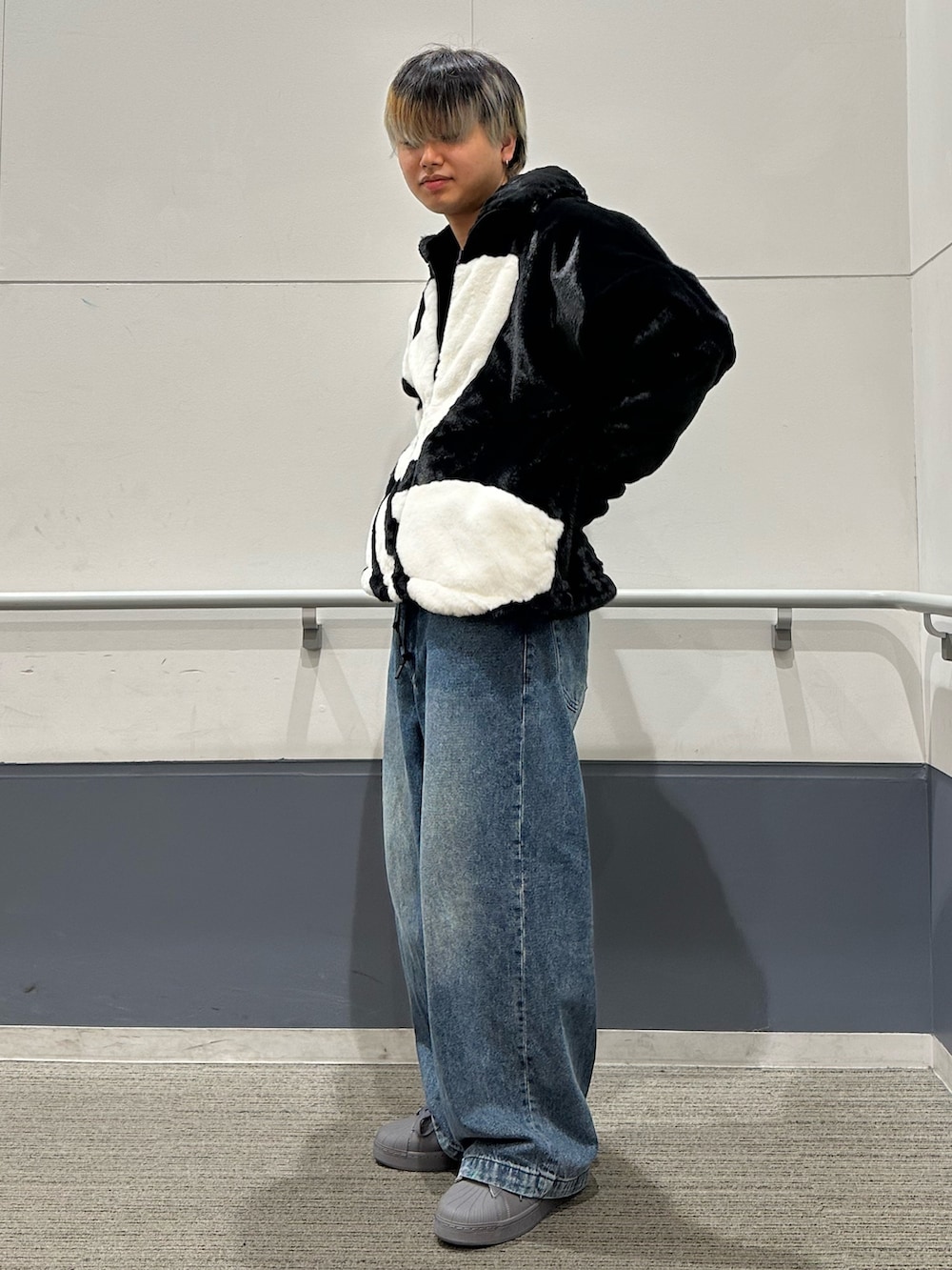 adidas ファー付きMA-1 短丈 MS:((アディダス オリジナルスショップ ららぽーと海老名