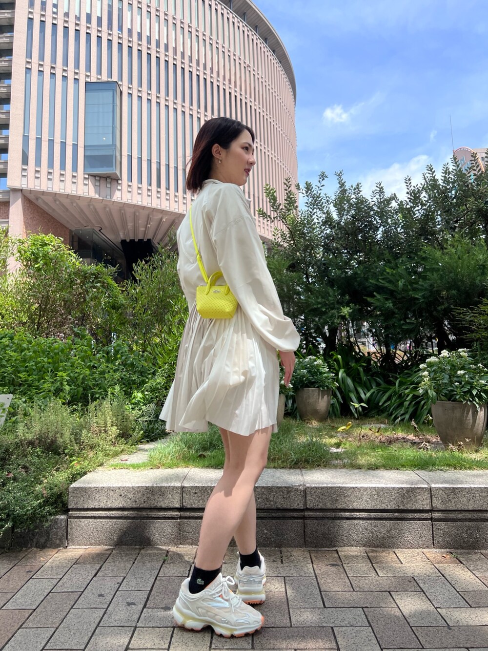 LACOSTE 白 ワンピース プリーツスカート36（ M相当） 売切予定 LACOSTE｜プリーツスカートアノラックドレス / ハーフジップ