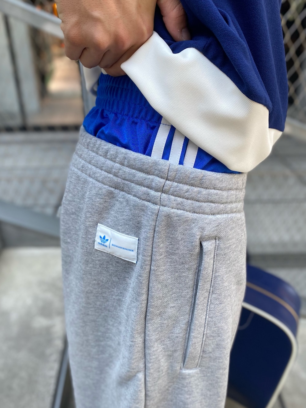 adidas プレミアム　オリジナルス　クレープ　トラックトップ アディダス プレミアム オリジナルス クレープ トラックトップ