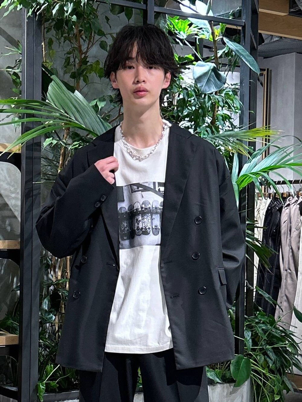 「ロンT、女子ウケ、ベーシック/シンプル、春コーデ、ラフ、Tシャツ、ネックレス、ワイドパンツ、RAGEBLUE、シンプルコーデ、きれいめカジュアル、シンプル、カジュアル、セットアップ、スラックス」｜「RAGEBLUEのステンレスデザインショートネックレス（ネックレス、その他）」を使った、 koutaさん（メンズ・173cm）の春コーディネートの7枚目の写真