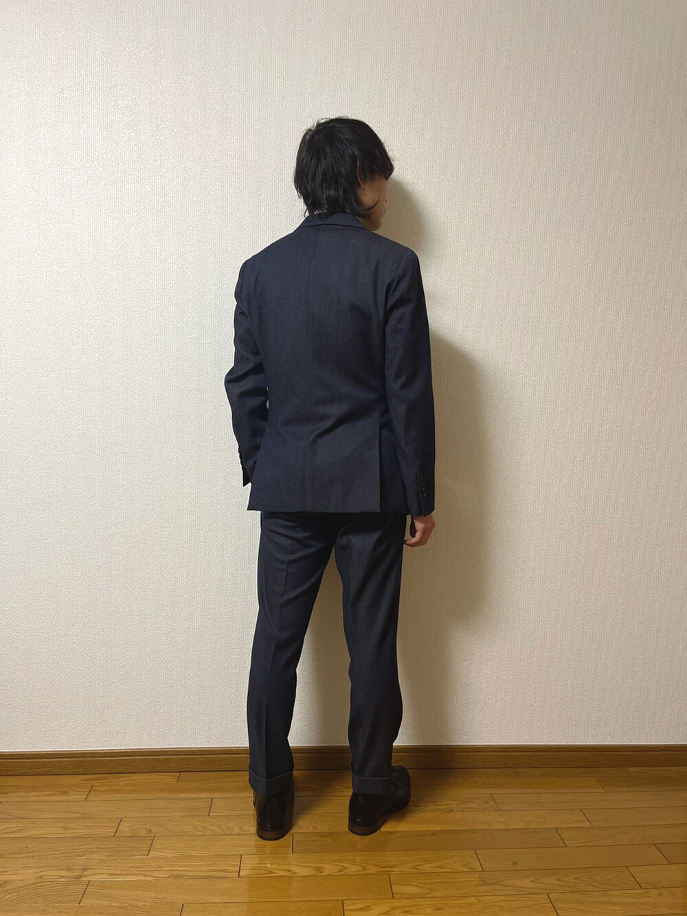 「成人式、スーツスタイル、ダブルジャケット、SUITSELECT、ビジネススタイル」｜「BRICK HOUSE by TOKYO SHIRTの形態安定ノーアイロン ボタンダウンカラー 長袖ビジネスワイシャツ（シャツ/ブラウス、ホワイト系）」を使った、to-yuさん（メンズ・162cm）の冬コーディネートの3枚目の写真