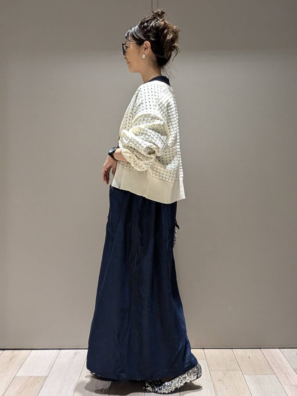 「LEPSIMのスパンコールパンプス　132004（パンプス、シルバー系）」を使った、310lepsim75さん（レディース・163cm）の夏コーディネートの2枚目の写真