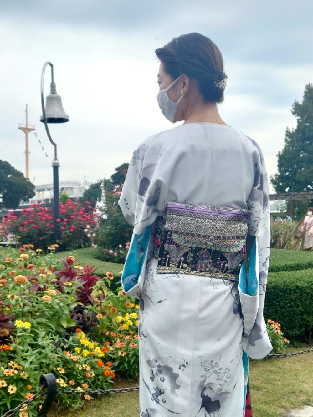 「着物、着物コーデ、和柄、お出かけコーデ、仕立屋甚五郎、帯、柄バッグ、きもの、柄」｜「仕立屋甚五郎のアイテム（和装小物、パープル系）」を使った、sutoさん（レディース・169cm）の秋コーディネートの2枚目の写真