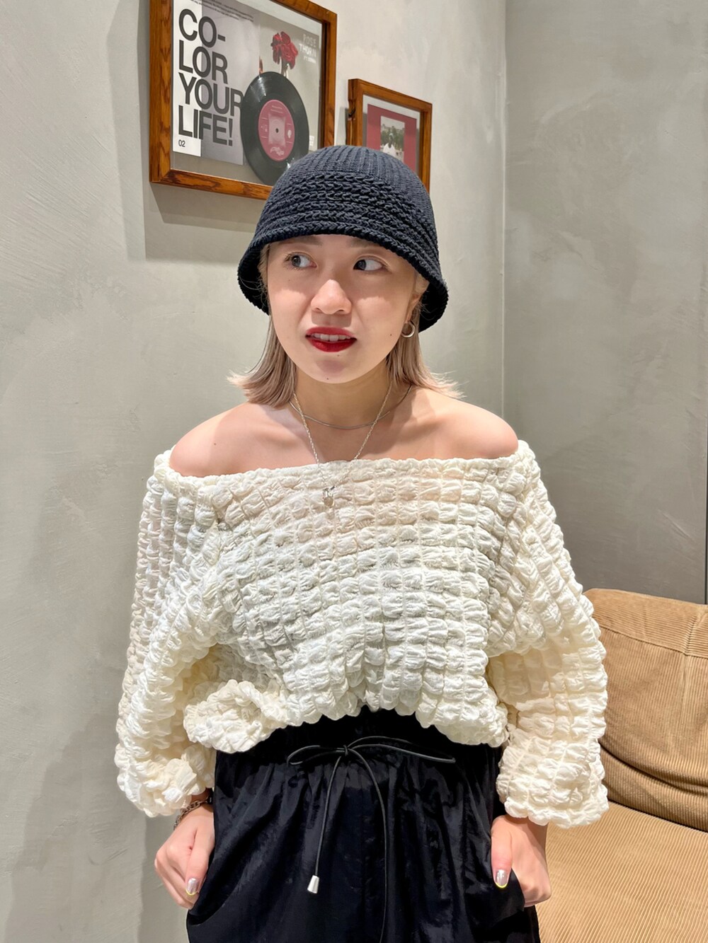 「Kastane、kastane_ootd、パンツコーデ、ブラウス、ドロストパンツ、低身長、低身長女子、低身長コーデ、カジュアル」｜「Kastaneのポコポコ7分袖プルオーバー（Tシャツ/カットソー、ホワイト系）」を使った、KOUTA CHIHIROさん（レディース・153cm）の夏コーディネートの3枚目の写真